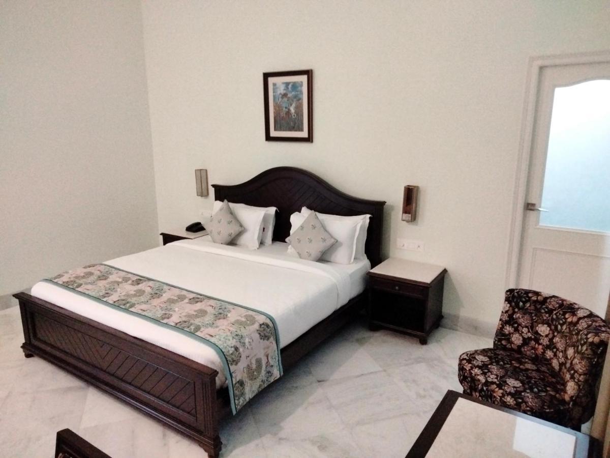 Boheda Manor - Luxury Retreat Hotell Udaipur Exteriör bild